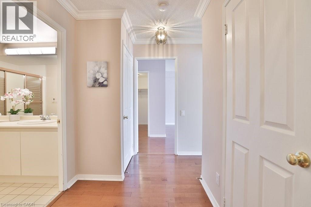 1800 The Collegeway Unit# 211, Mississauga, ON - Indoor