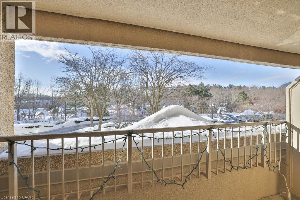 1800 The Collegeway Unit# 211, Mississauga, ON - Outdoor