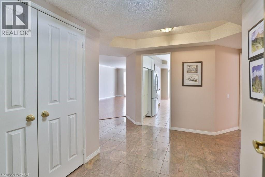 1800 The Collegeway Unit# 211, Mississauga, ON - Indoor Photo Showing Other Room