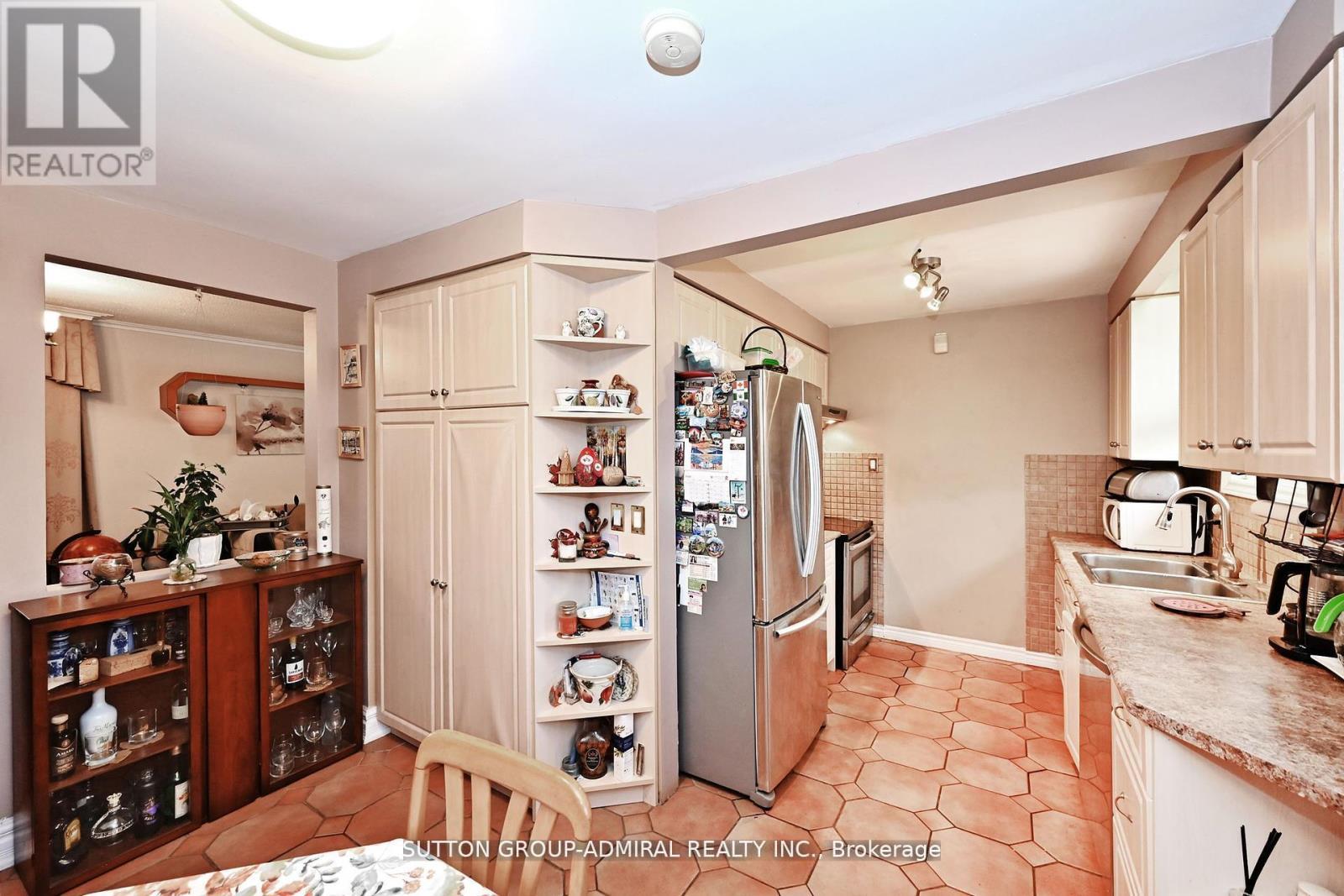 47 Tobermory Drive, Toronto, ON - Indoor