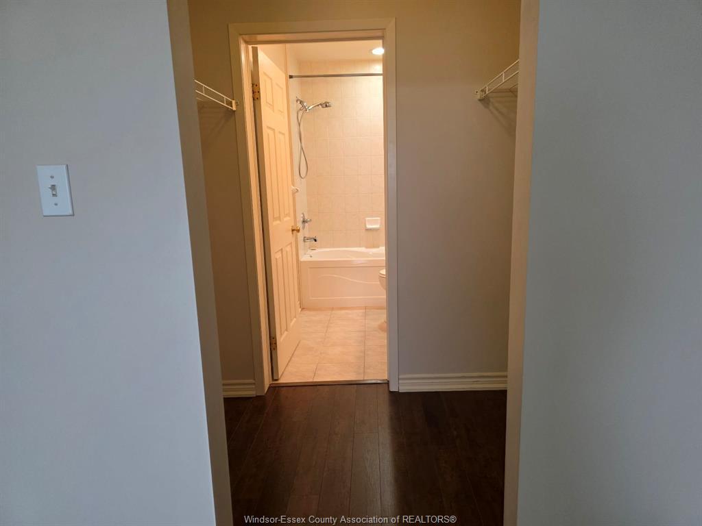 405-2650 Sandwich West Parkway, Lasalle, ON