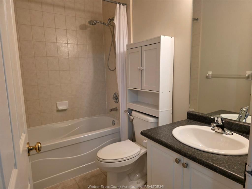 405-2650 Sandwich West Parkway, Lasalle, ON