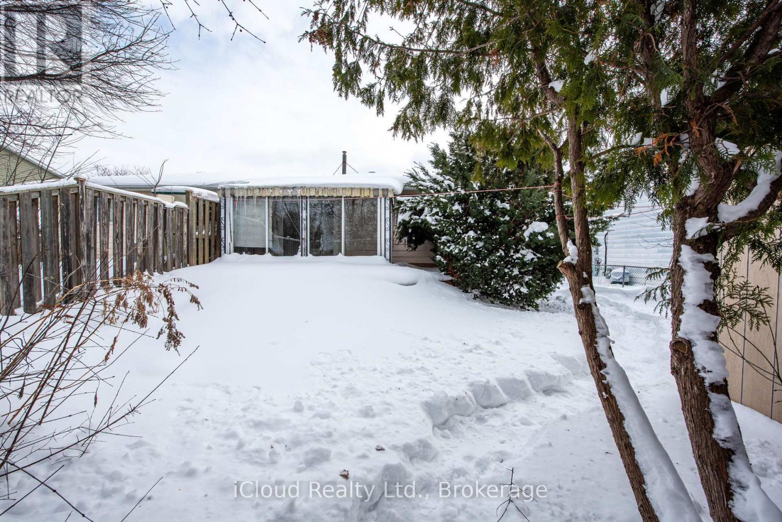 82 Griselda Crescent, Brampton, ON - Outdoor