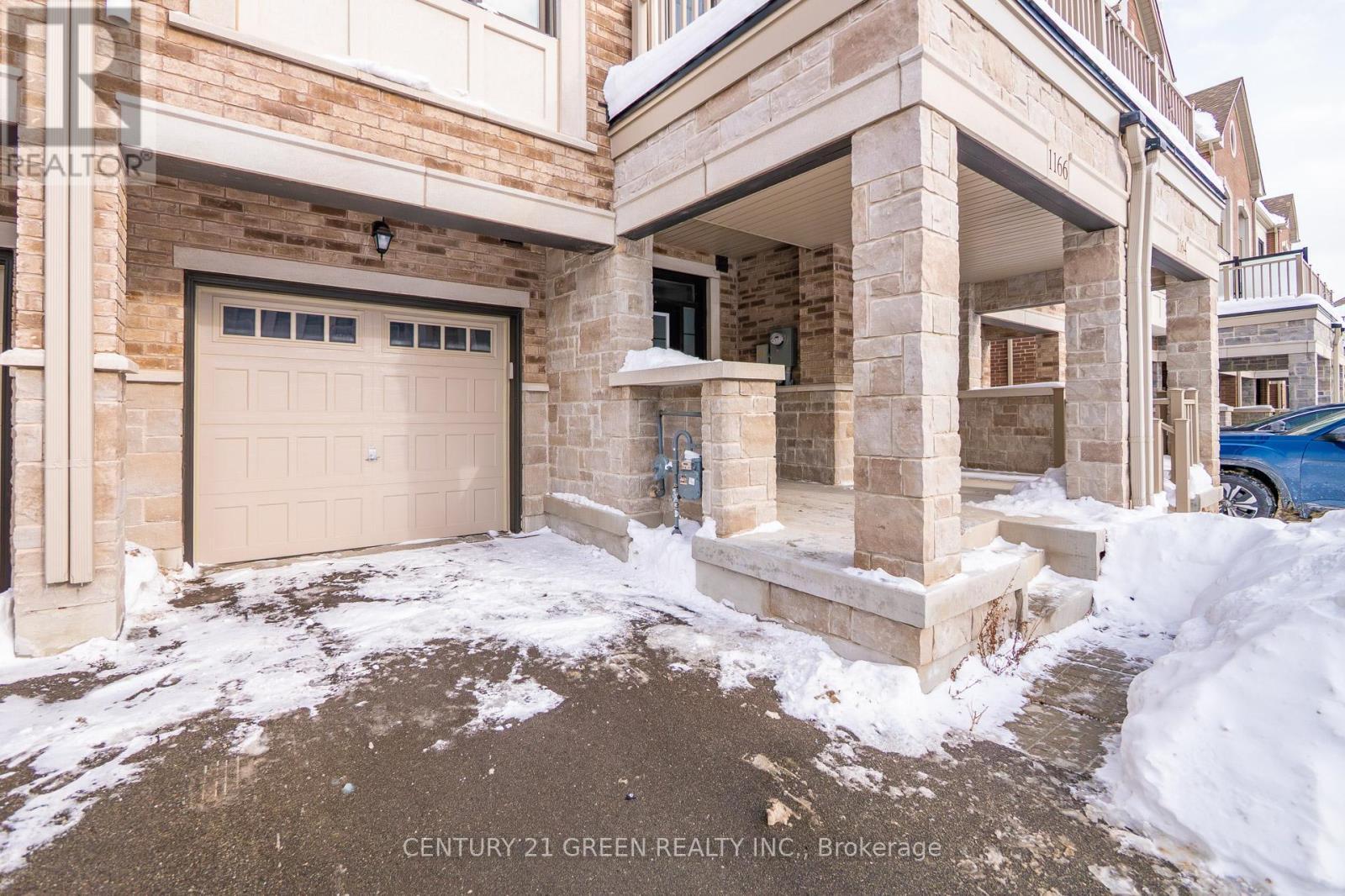 1166 Lloyd Landing Drive E, Milton, ON - Outdoor