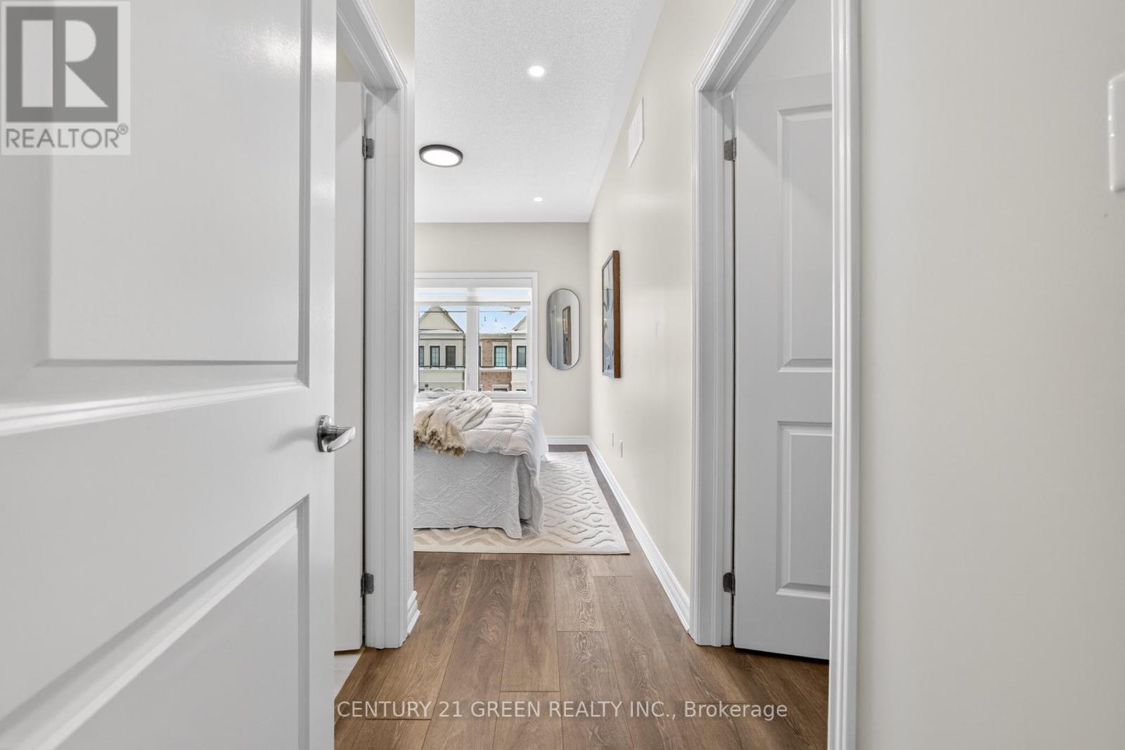 1166 Lloyd Landing Drive E, Milton, ON - Indoor Photo Showing Other Room