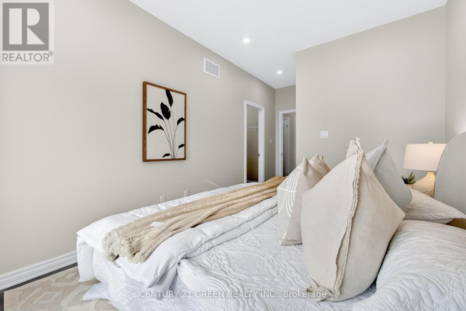 1166 Lloyd Landing Drive E, Milton, ON - Indoor Photo Showing Bedroom