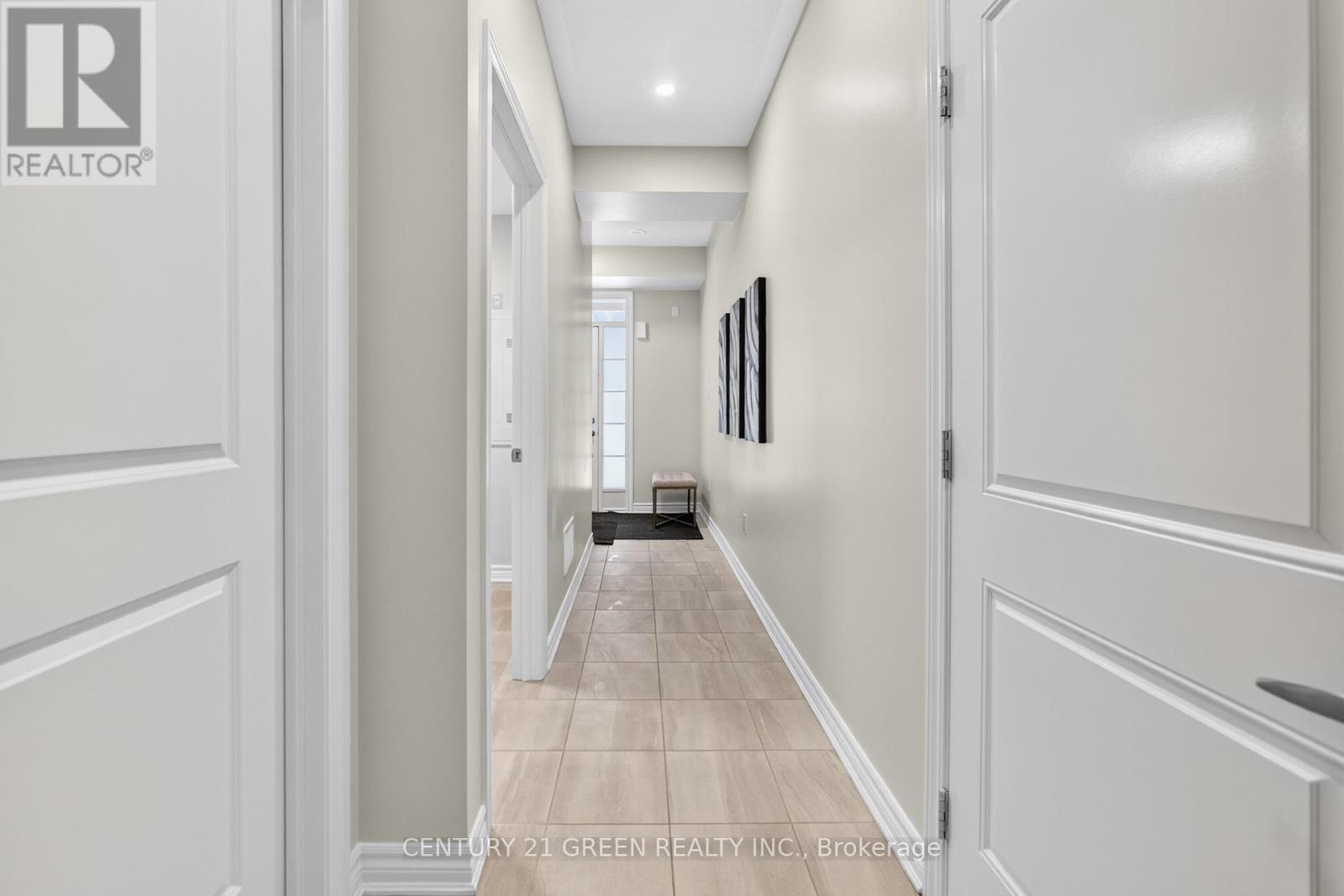 1166 Lloyd Landing Drive E, Milton, ON - Indoor Photo Showing Other Room