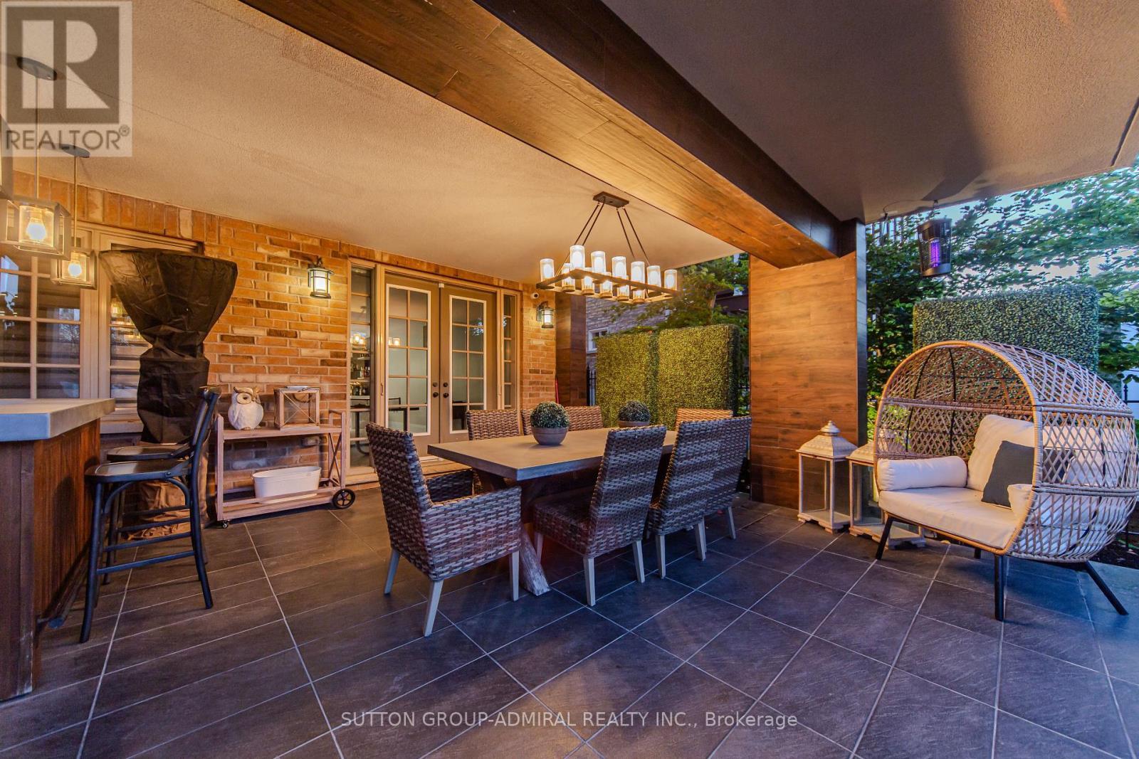 16 Bluff Trail, King, ON - Outdoor With Deck Patio Veranda With Exterior