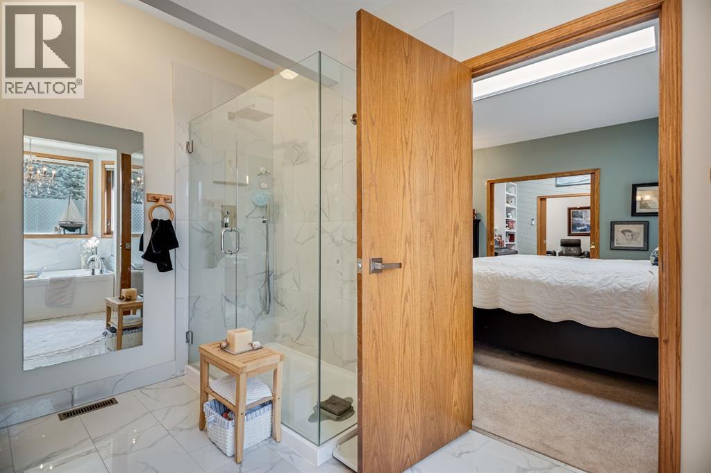 607 9 Street Se, High River, AB - Indoor Photo Showing Bathroom