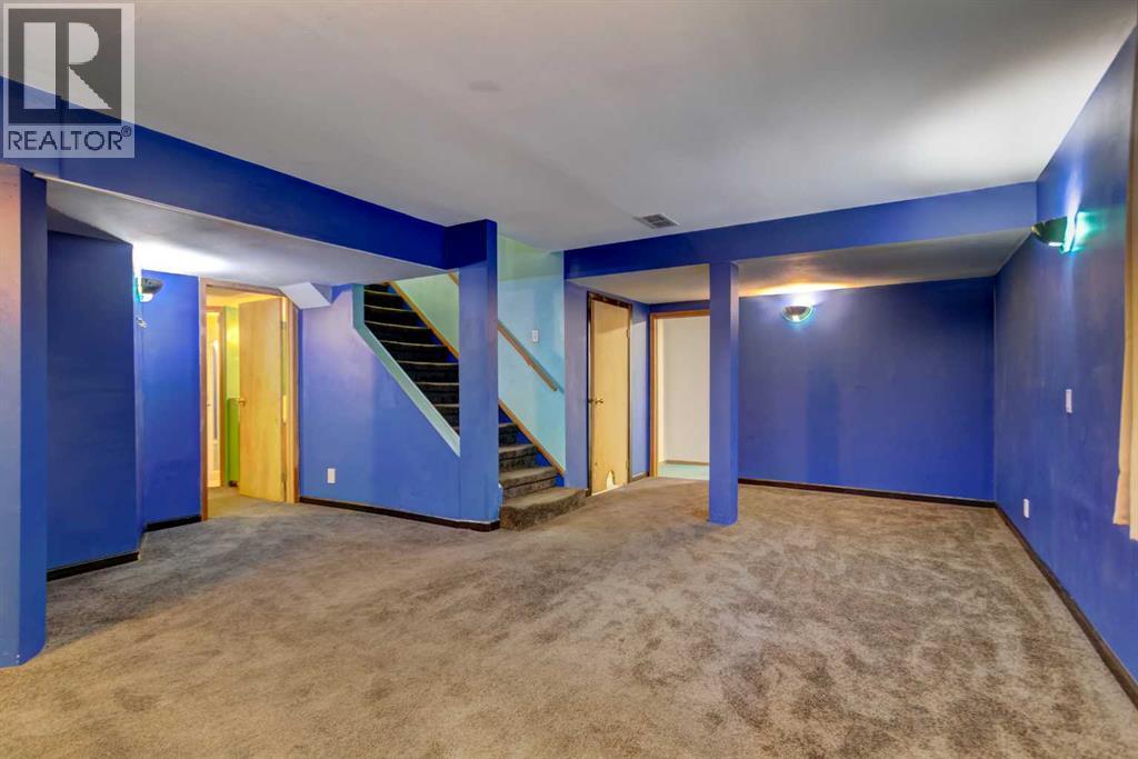 184 Riverbend Drive Se, Calgary, AB - Indoor Photo Showing Other Room
