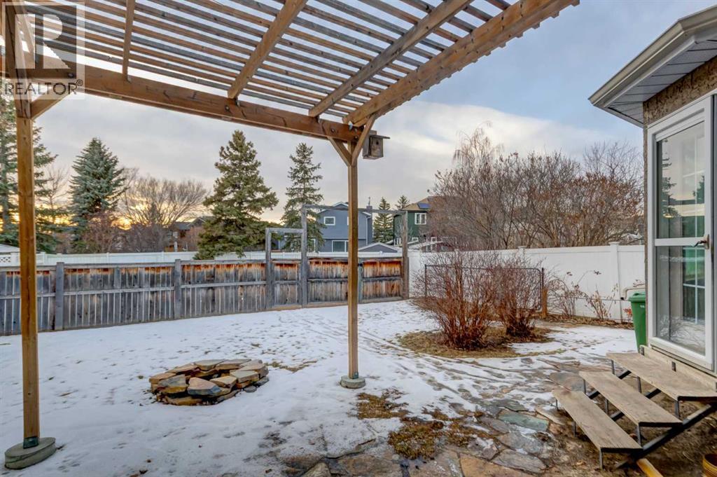 184 Riverbend Drive Se, Calgary, AB - Outdoor