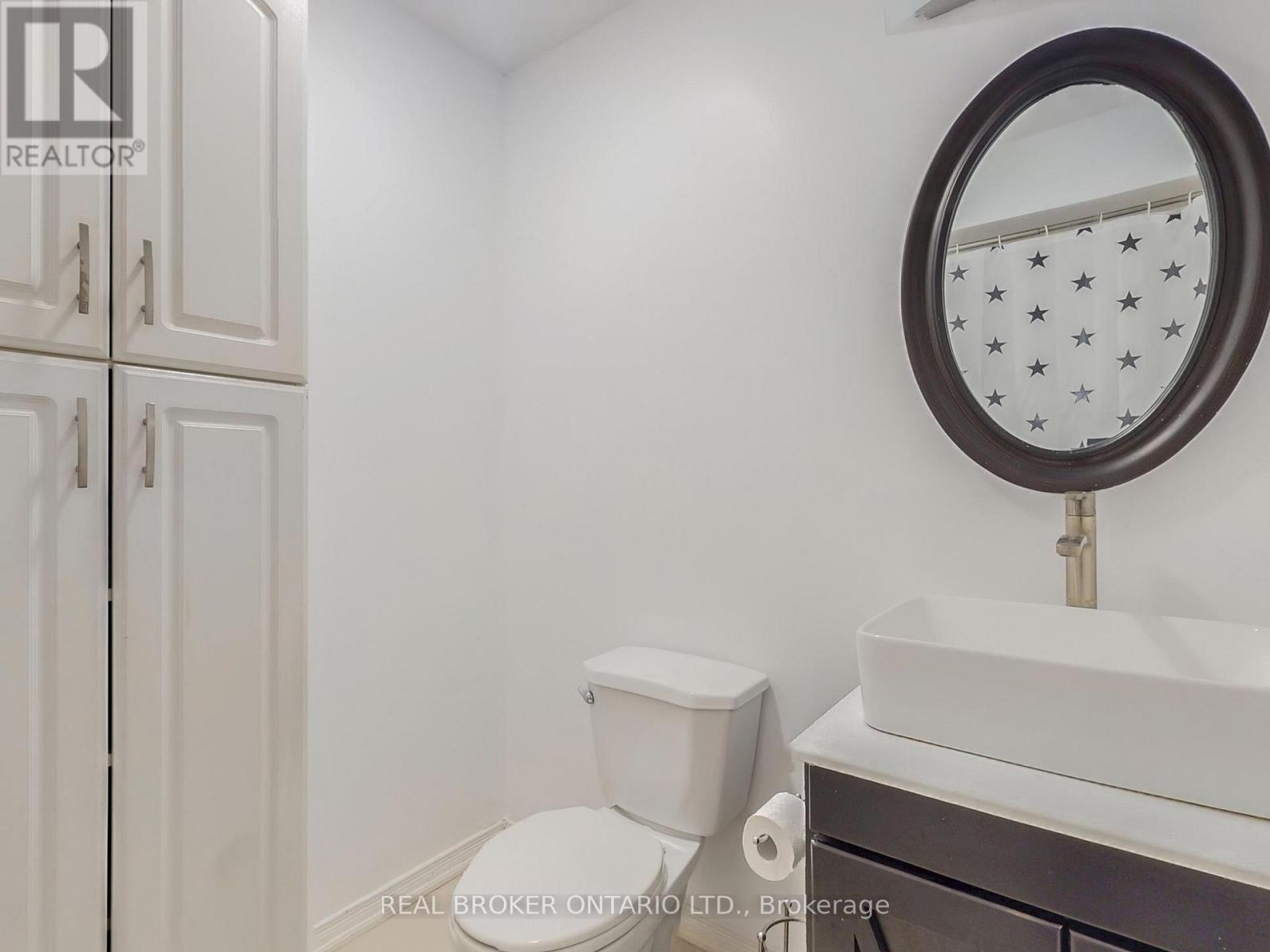 15 Jasmine Crescent, Whitchurch-Stouffville, ON - Indoor Photo Showing Bathroom