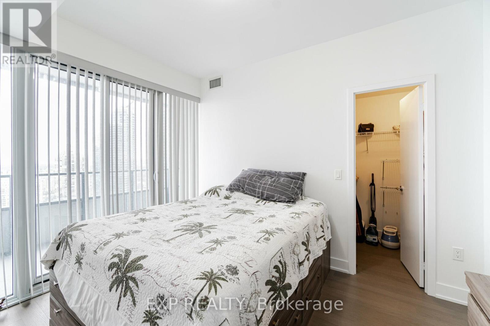 2221 - 30 Shore Breeze Drive, Toronto, ON - Indoor Photo Showing Bedroom