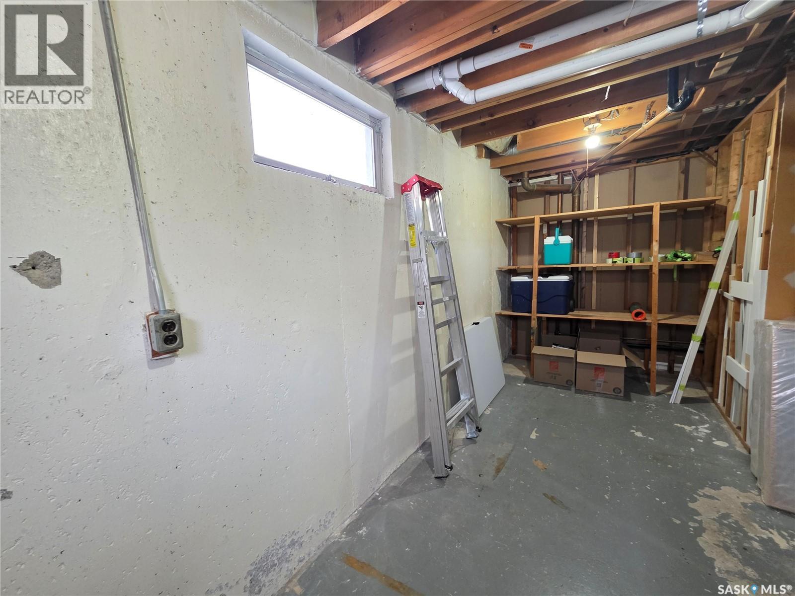 211 Allen Drive, Swift Current, SK - Indoor Photo Showing Basement