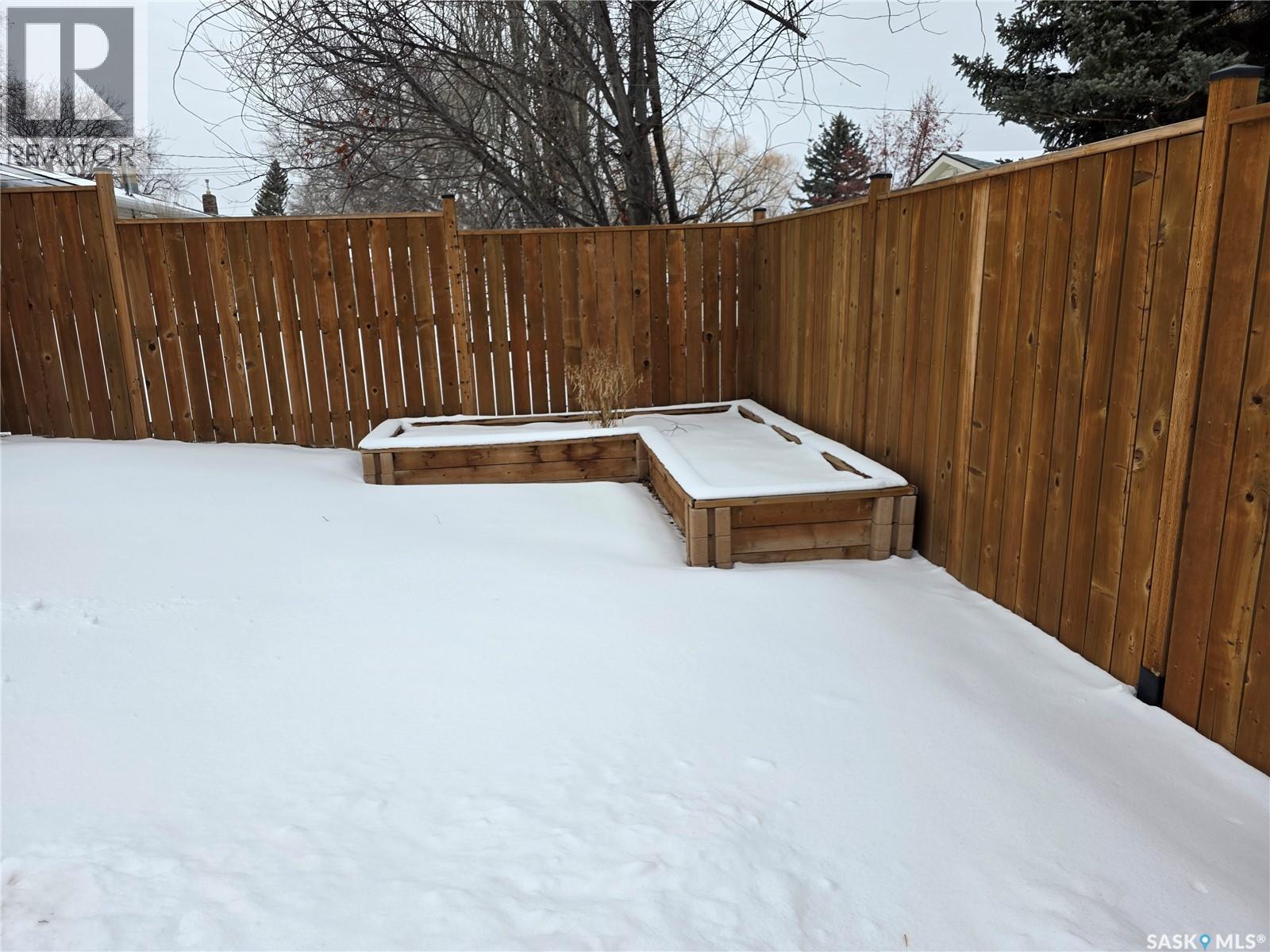 211 Allen Drive, Swift Current, SK - Outdoor