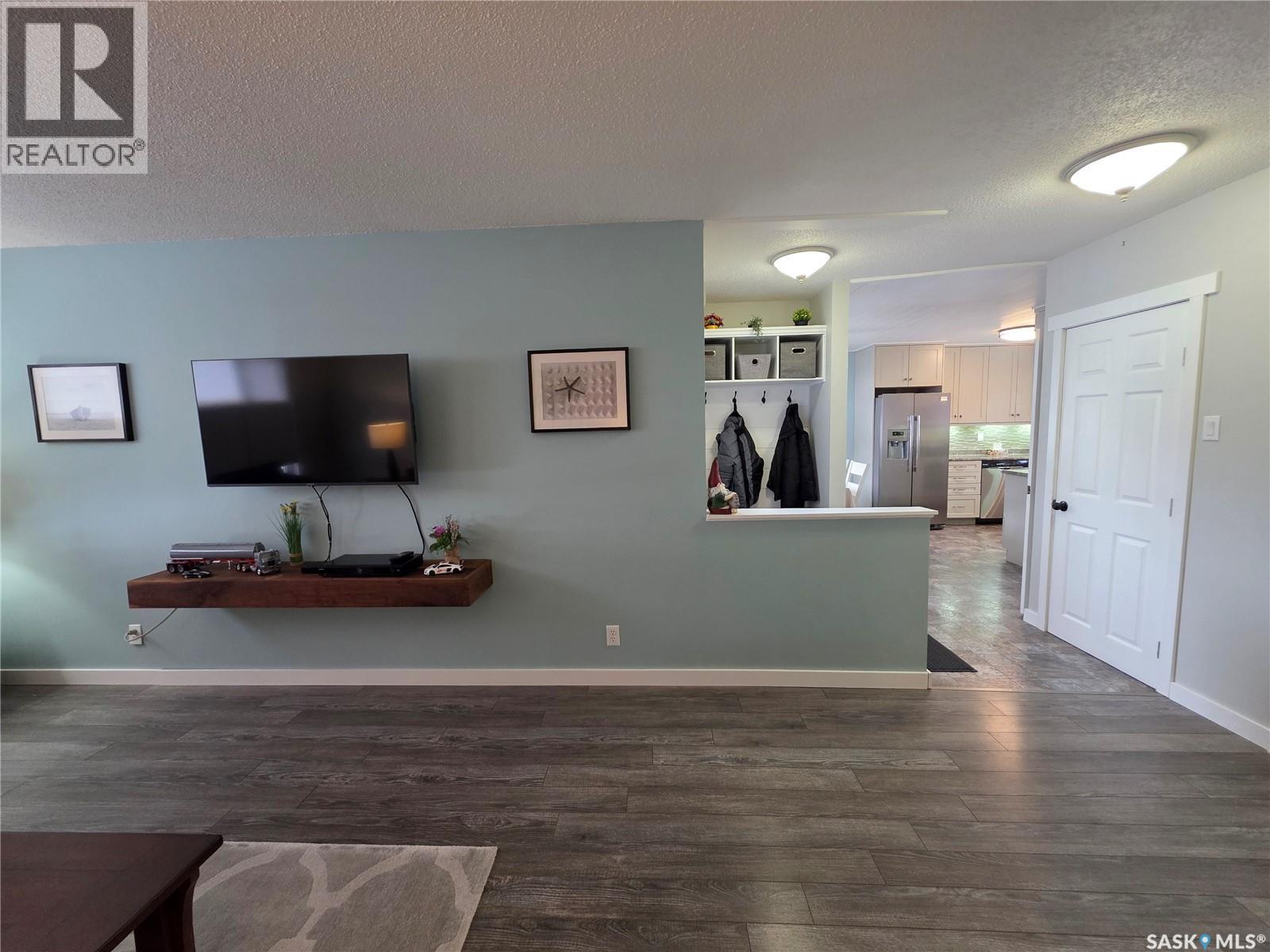 211 Allen Drive, Swift Current, SK - Indoor