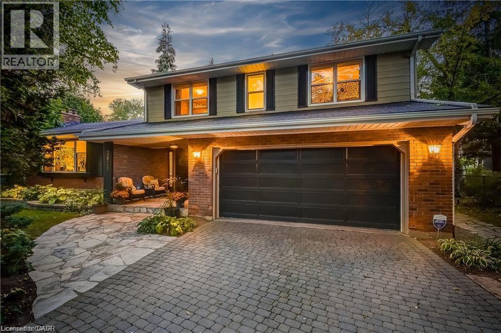 3021 Lakeshore Road, Burlington, ON - Outdoor With Deck Patio Veranda