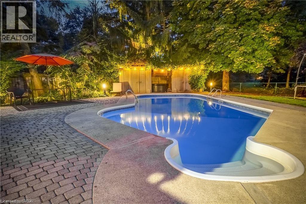 3021 Lakeshore Road, Burlington, ON - Outdoor With In Ground Pool With Backyard