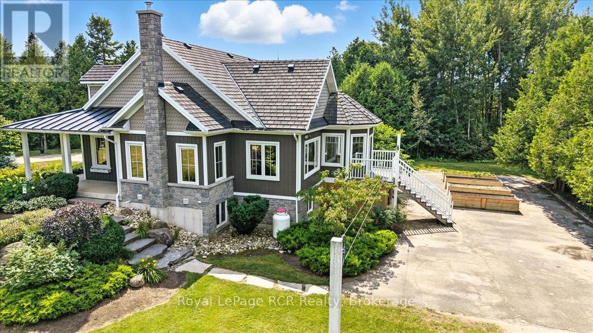 7572 Sideroad 3 E, Wellington North, ON - Outdoor With Facade