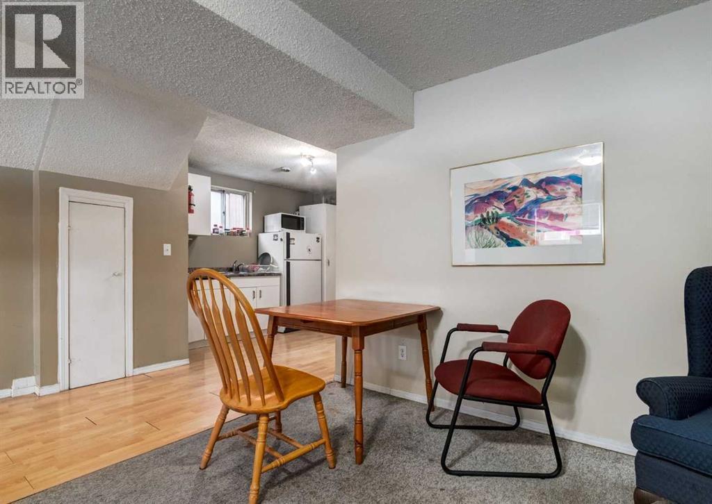 7634 & 7636 22A Street Se, Calgary, AB - Indoor