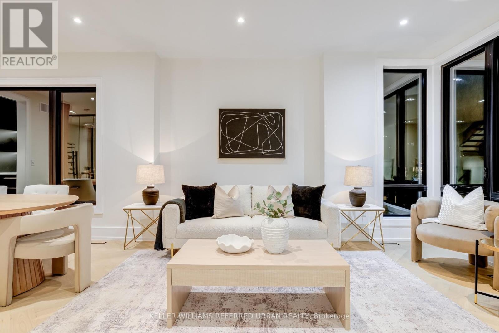 33 Twelfth Street, Toronto, ON - Indoor