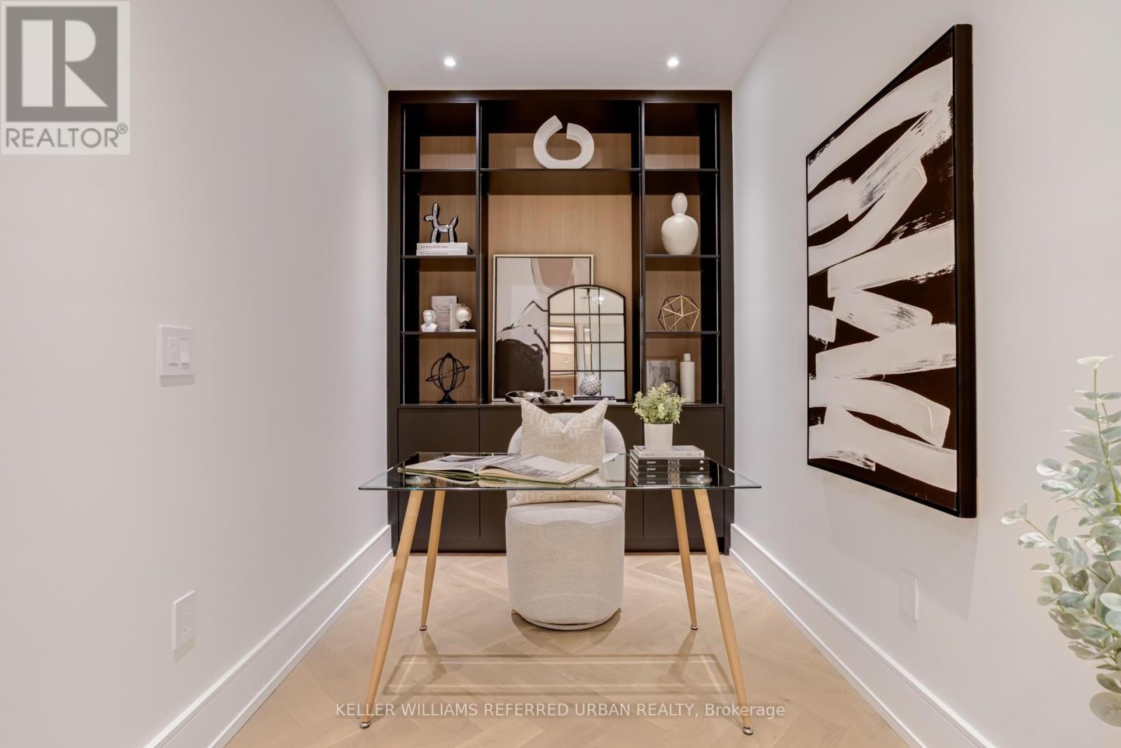 33 Twelfth Street, Toronto, ON - Indoor Photo Showing Other Room