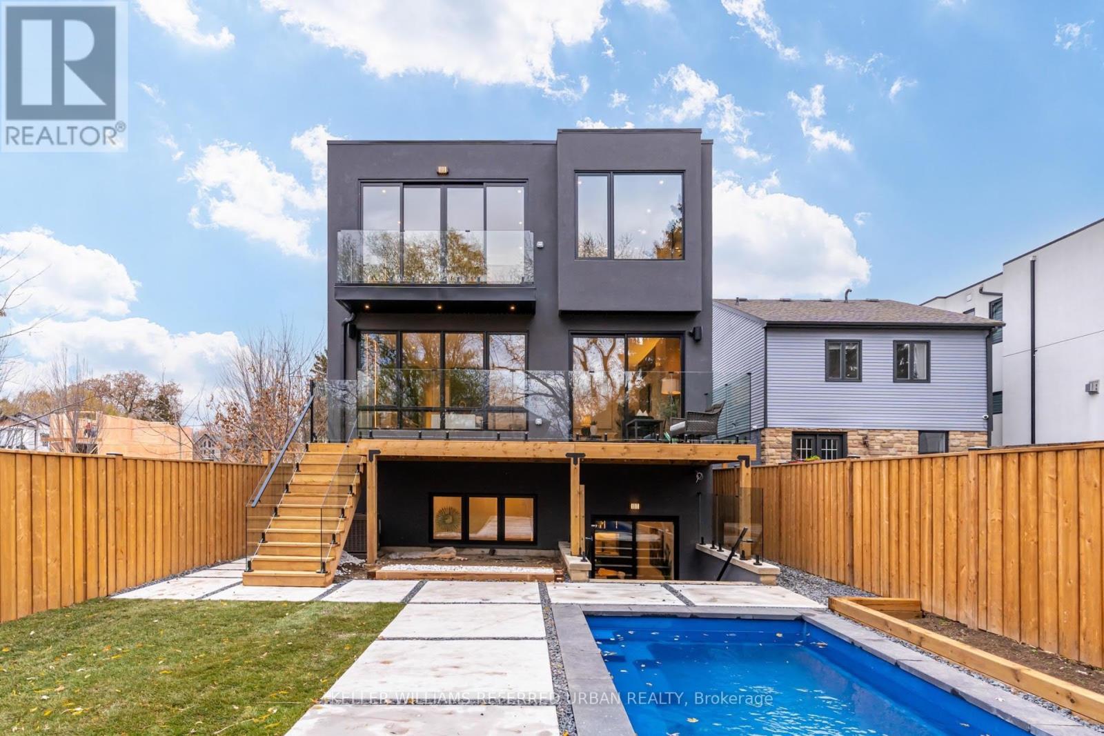 33 Twelfth Street, Toronto, ON - Outdoor