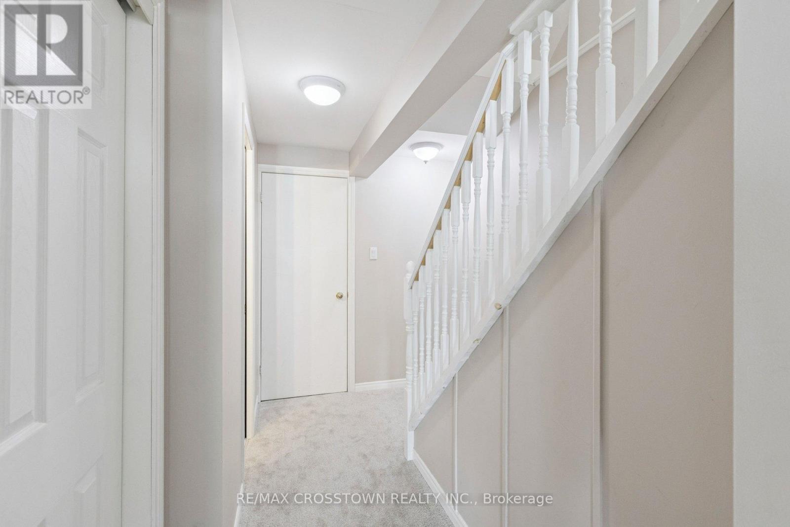 52 Gibb Street, Cambridge, ON - Indoor Photo Showing Other Room