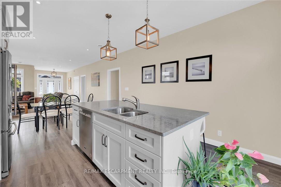 24 - 740 Main Street E, Haldimand, ON - Indoor