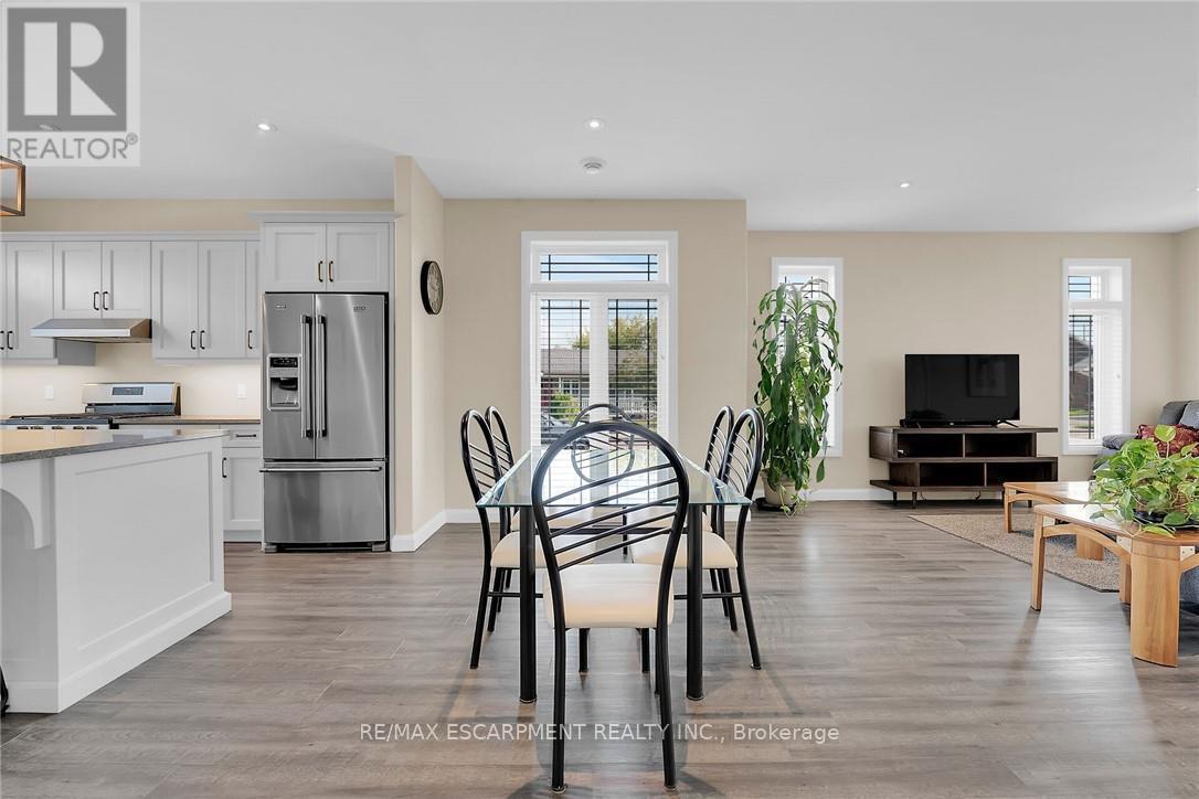 24 - 740 Main Street E, Haldimand, ON - Indoor