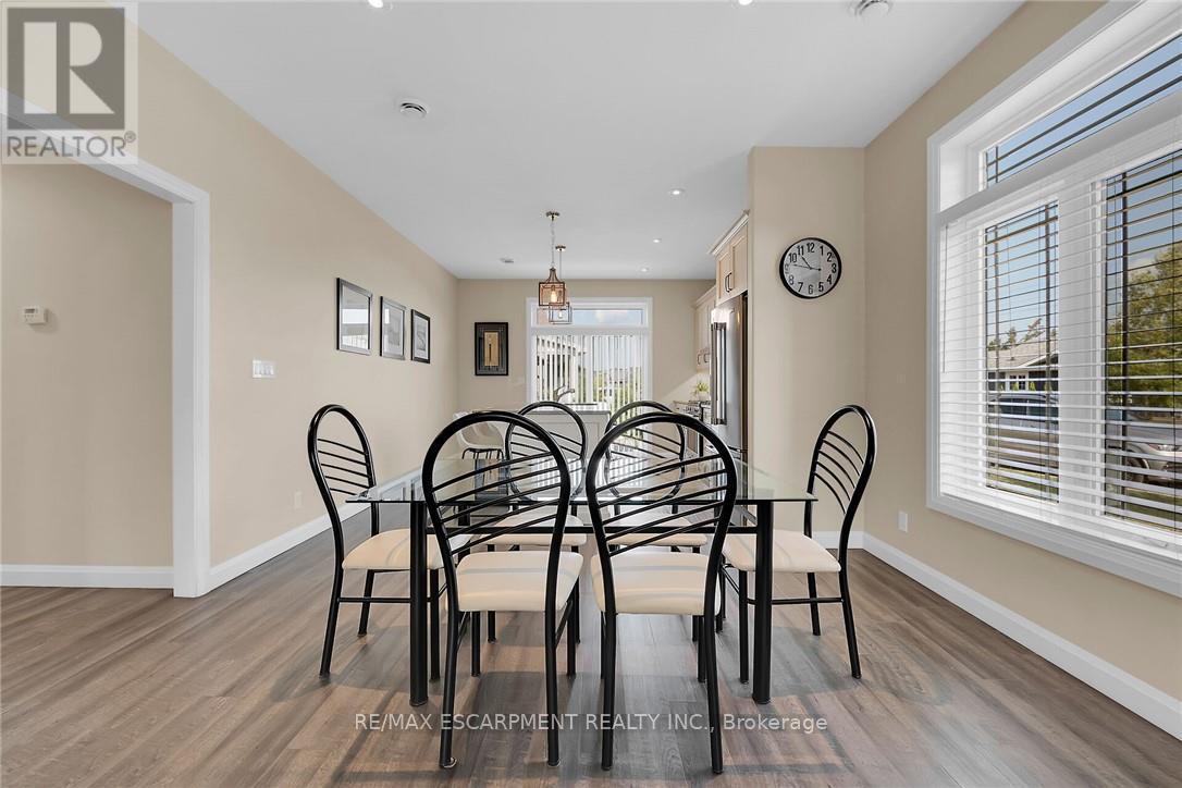 24 - 740 Main Street E, Haldimand, ON - Indoor