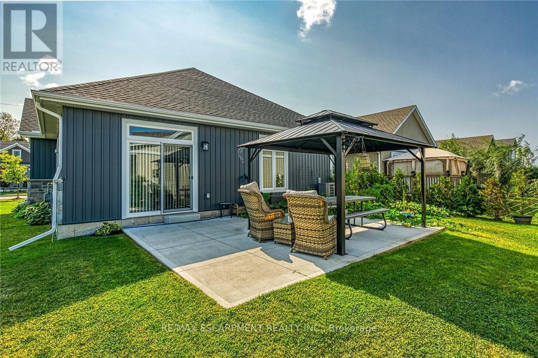 24 - 740 Main Street E, Haldimand, ON - Outdoor With Deck Patio Veranda