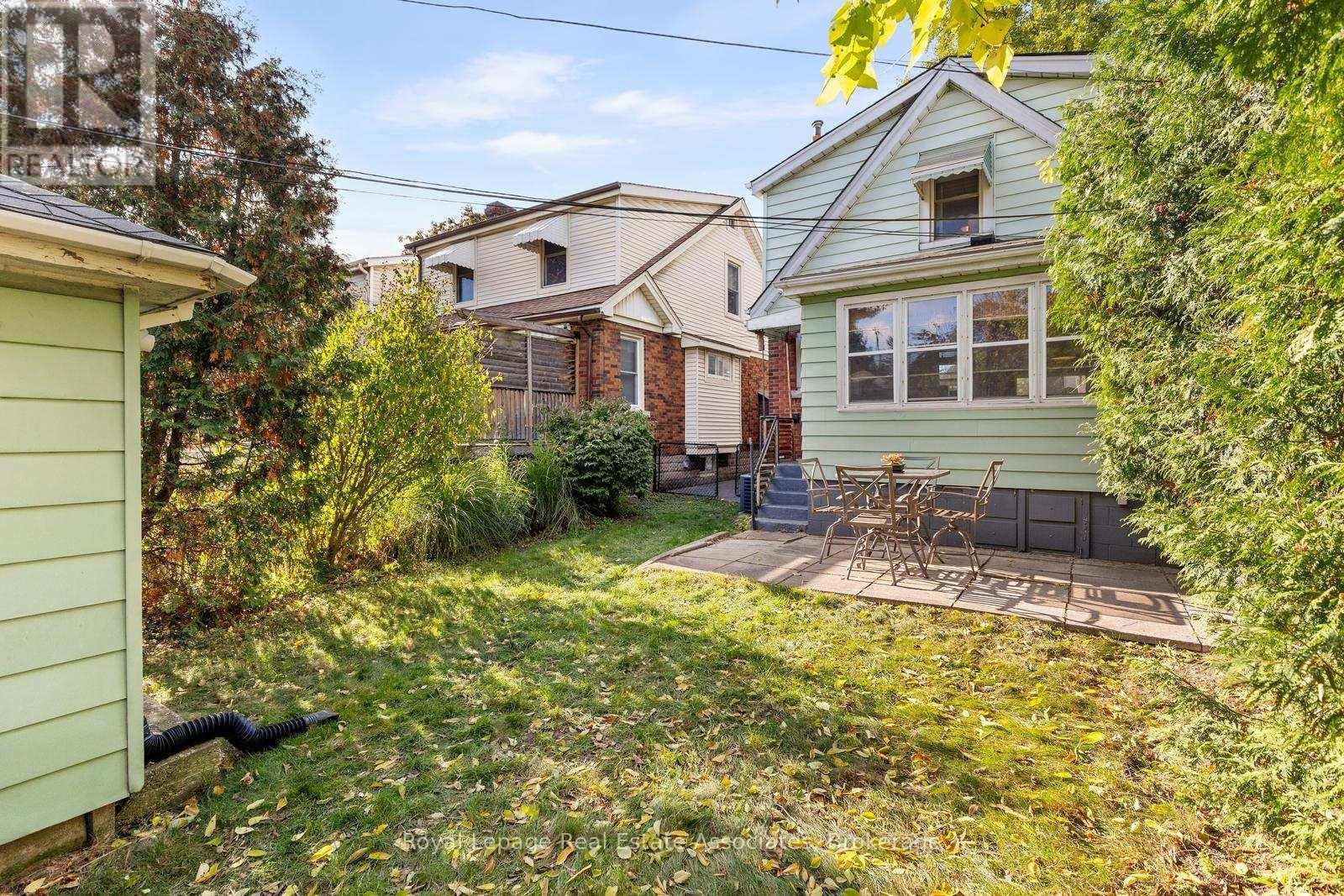 263 Houghton Avenue S, Hamilton, ON - Outdoor