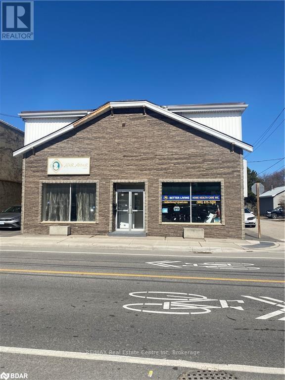25 Commercial Street, Milton (Om Old Milton), ON