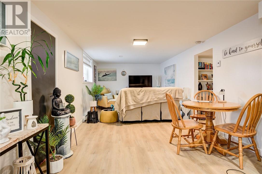 5780 Hwy 69 North, Hanmer, ON - Indoor Photo Showing Dining Room
