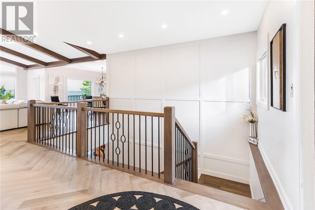 20 Breezehill Road, Skead, ON - Indoor Photo Showing Other Room