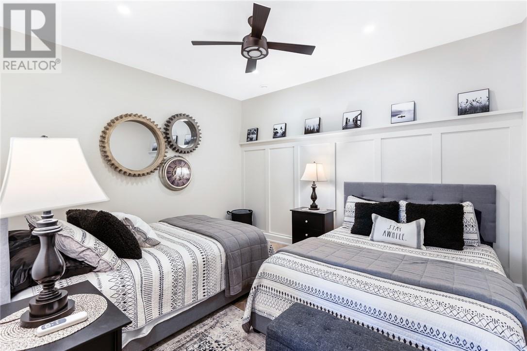 20 Breezehill Road, Skead, ON - Indoor Photo Showing Bedroom
