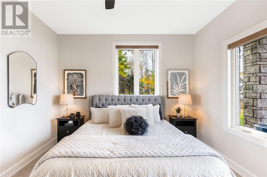 20 Breezehill Road, Skead, ON - Indoor Photo Showing Bedroom