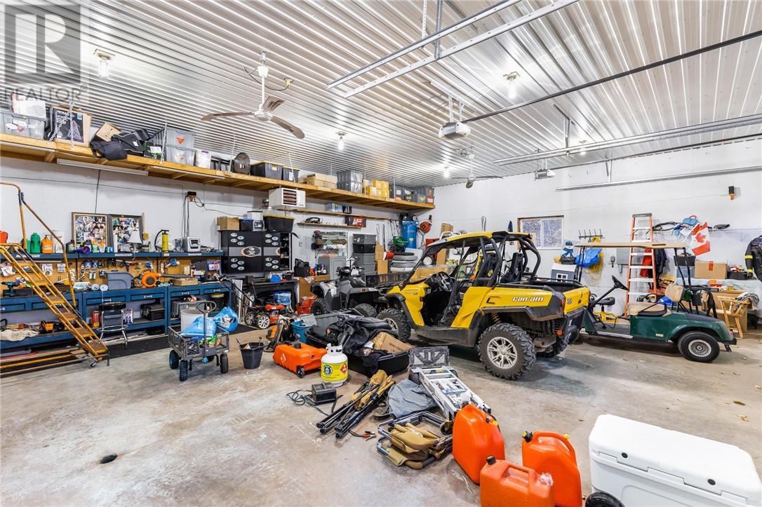 20 Breezehill Road, Skead, ON - Indoor Photo Showing Garage