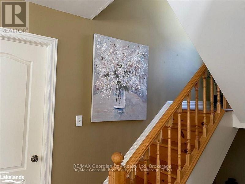 139 Trout Lane, Tiny, ON - Indoor Photo Showing Other Room