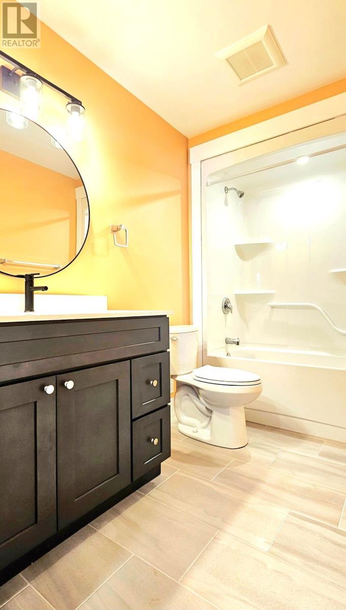 201-203 Stanmol Drive, Charlottetown, PE - Indoor Photo Showing Bathroom