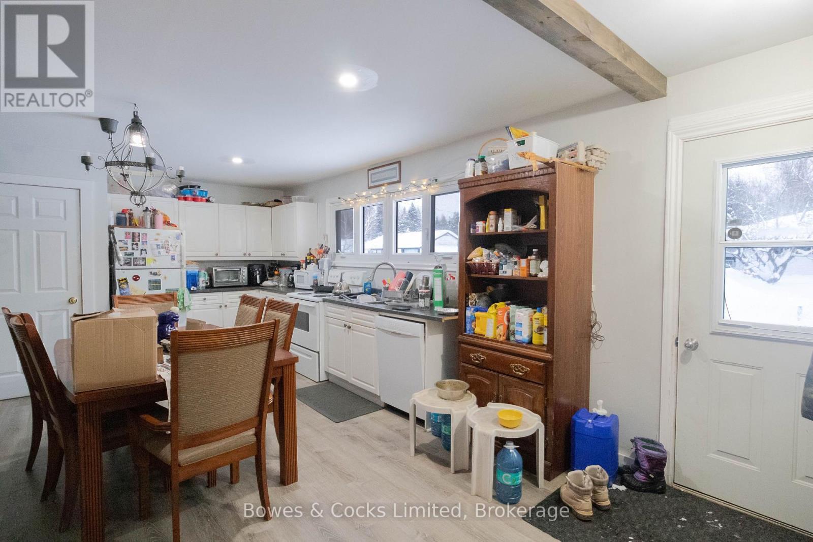 1052 Estates Road, Highlands East (Bicroft Ward), ON - Indoor