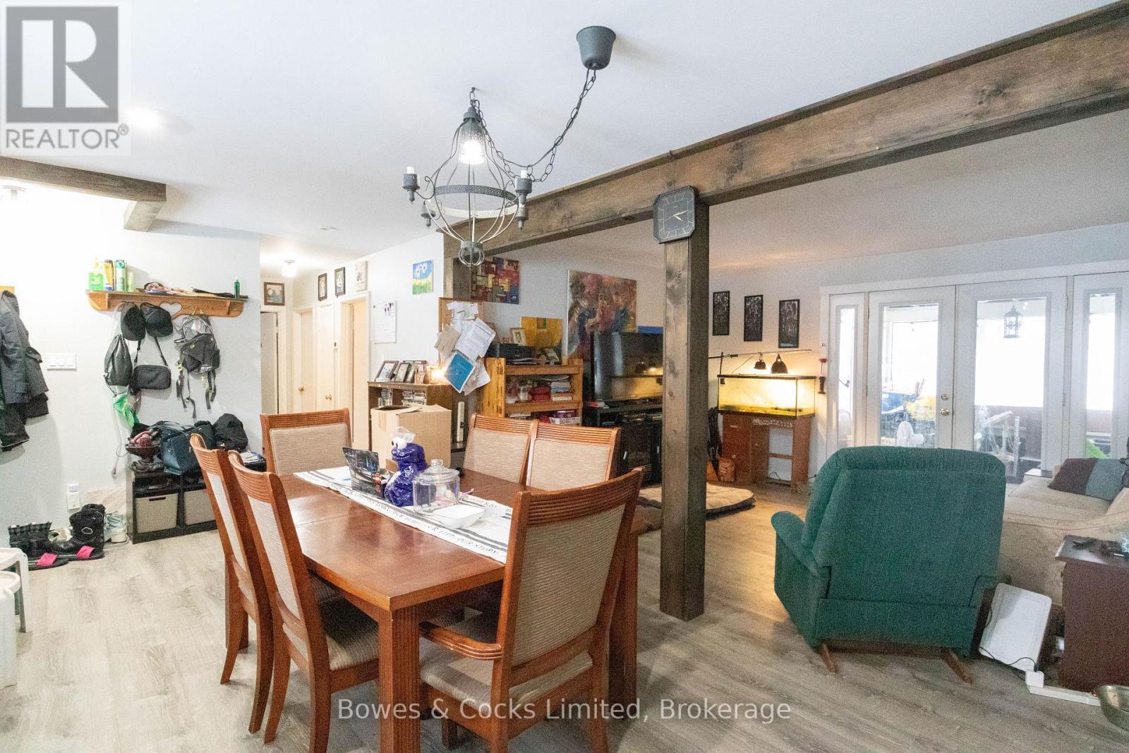 1052 Estates Road, Highlands East (Bicroft Ward), ON - Indoor Photo Showing Dining Room