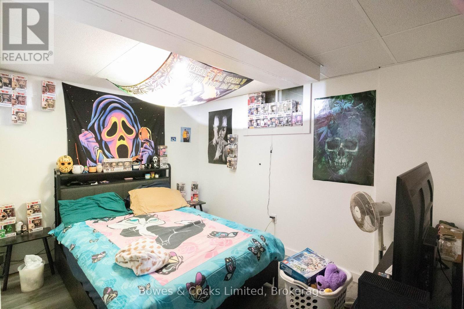 1052 Estates Road, Highlands East (Bicroft Ward), ON - Indoor Photo Showing Bedroom