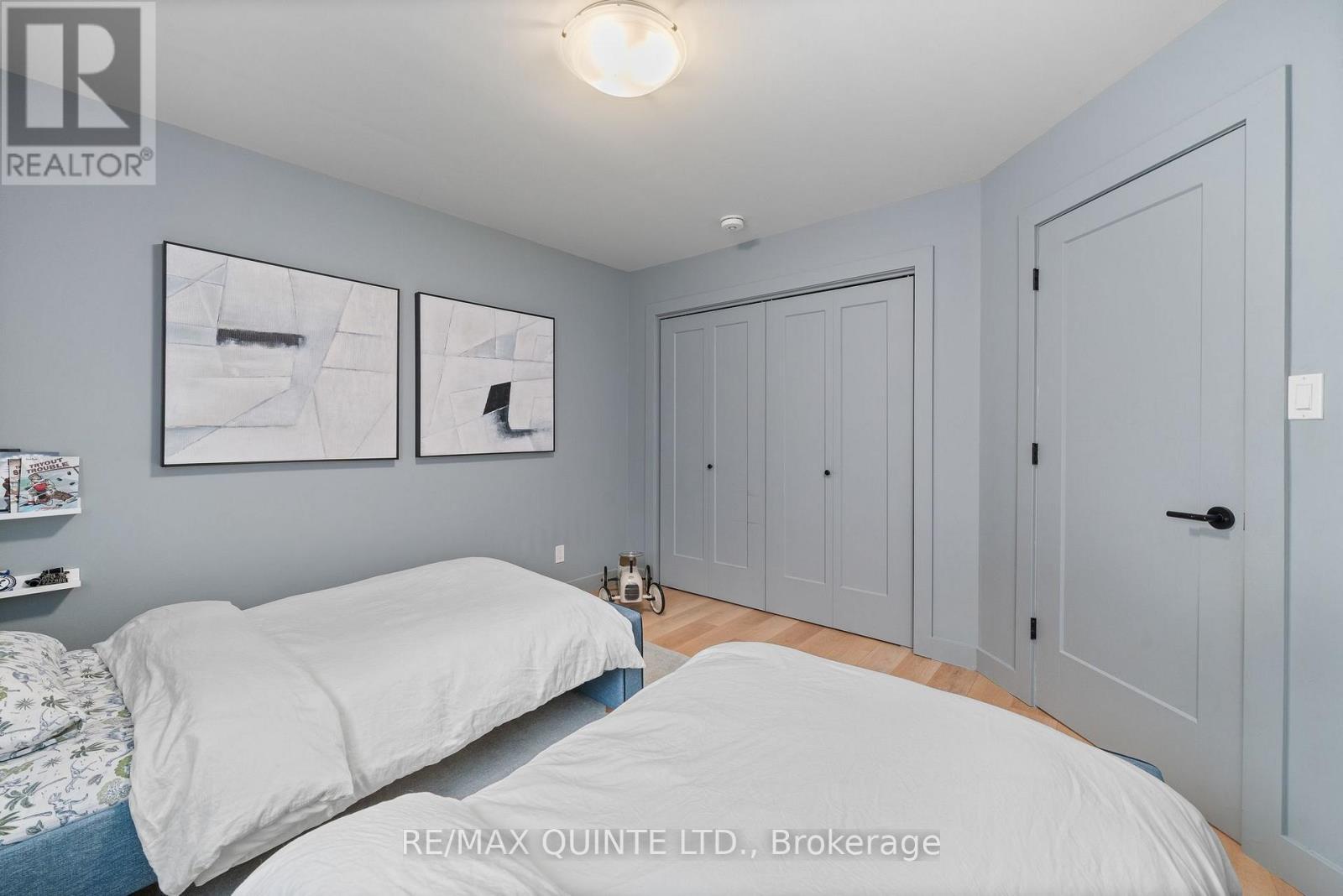 14 Cypress Drive, Belleville (Thurlow Ward), ON - Indoor Photo Showing Bedroom
