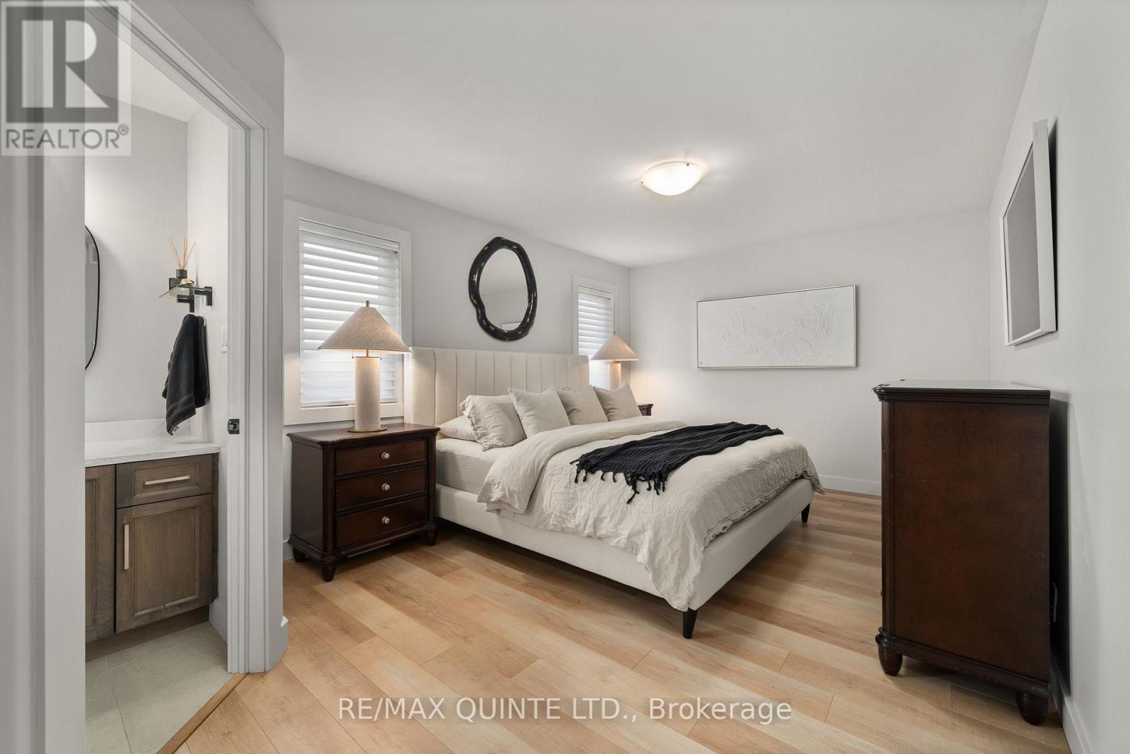 14 Cypress Drive, Belleville (Thurlow Ward), ON - Indoor Photo Showing Bedroom