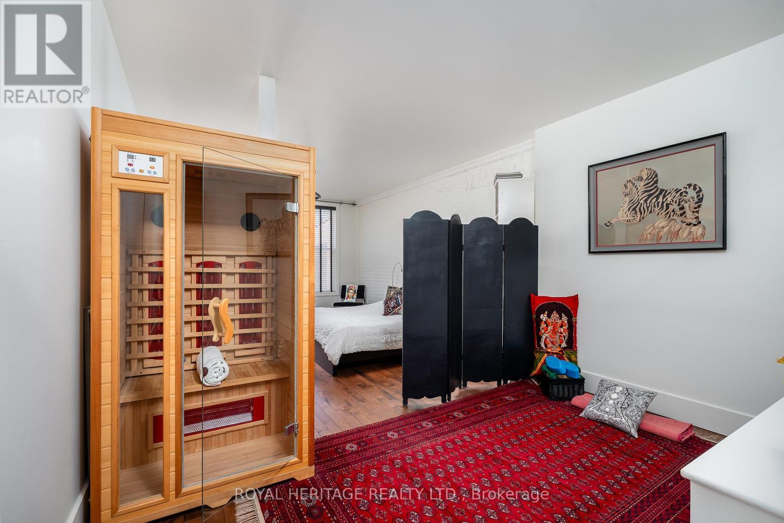 Residential Loft Primary - 269 Front Street, Belleville (Belleville Ward), ON - Indoor