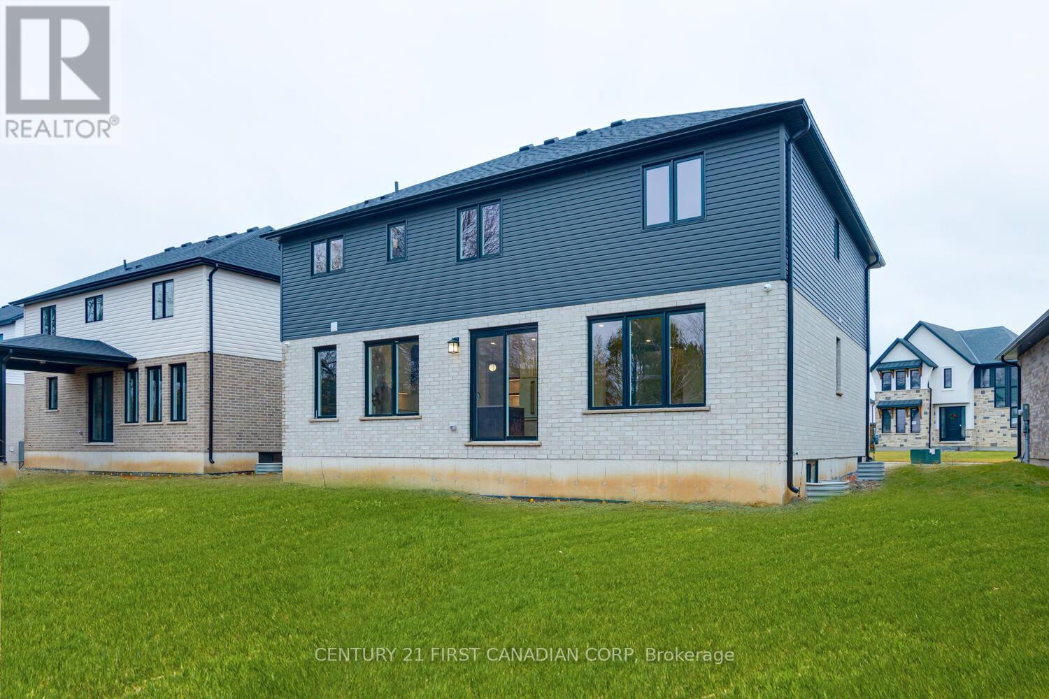 129 Aspen Circle, Thames Centre (Thorndale), ON - Outdoor