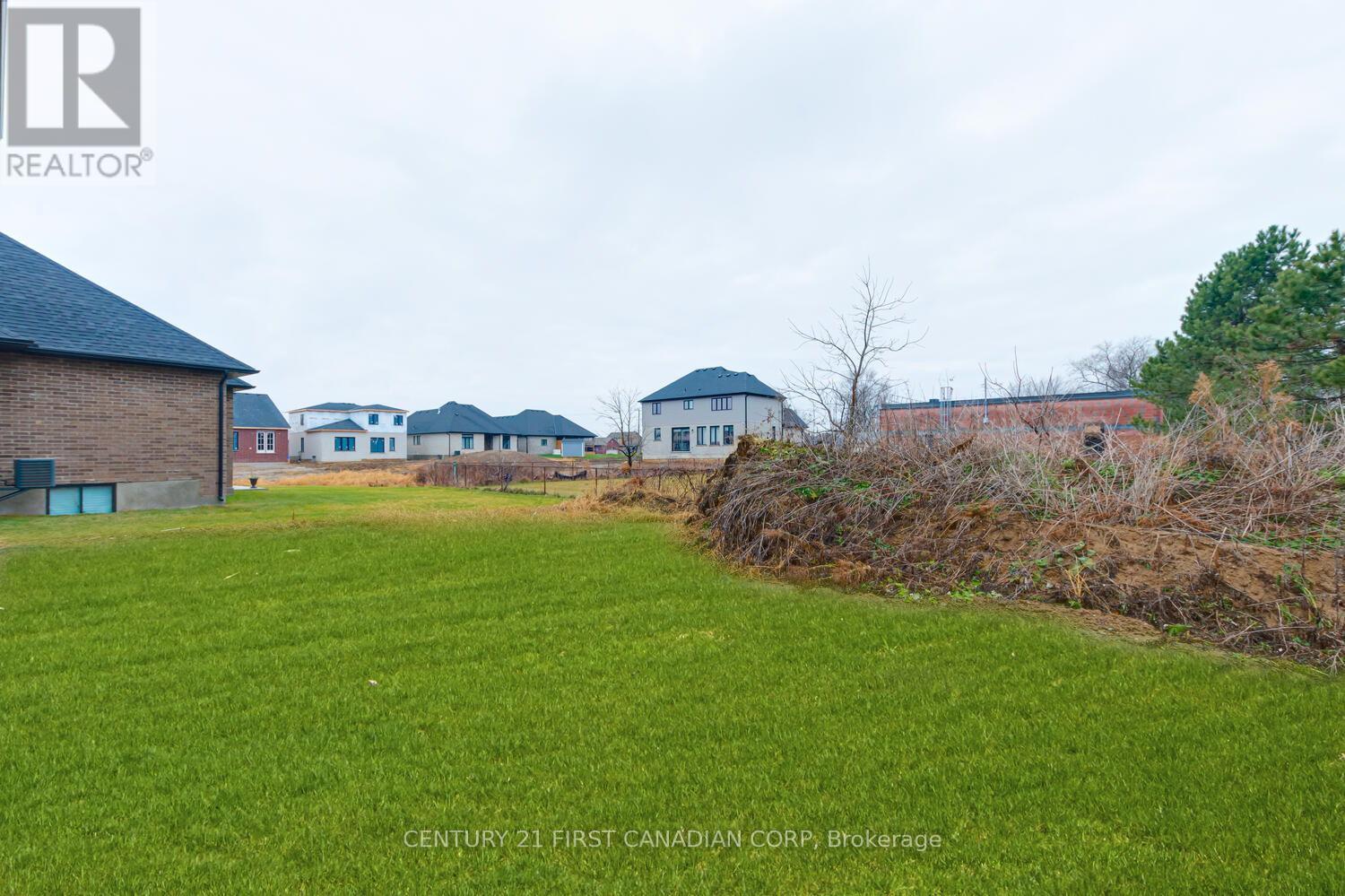 129 Aspen Circle, Thames Centre (Thorndale), ON - Outdoor