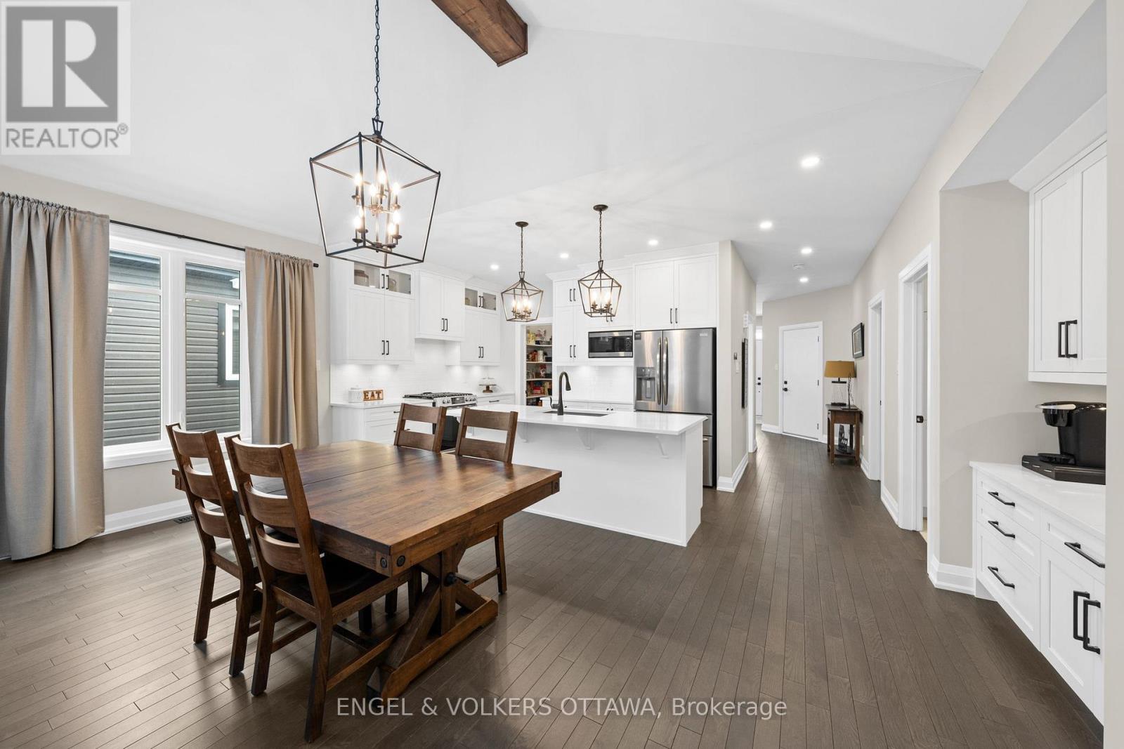 221 Blackhorse Drive, North Grenville, ON - Indoor Photo Showing Other Room